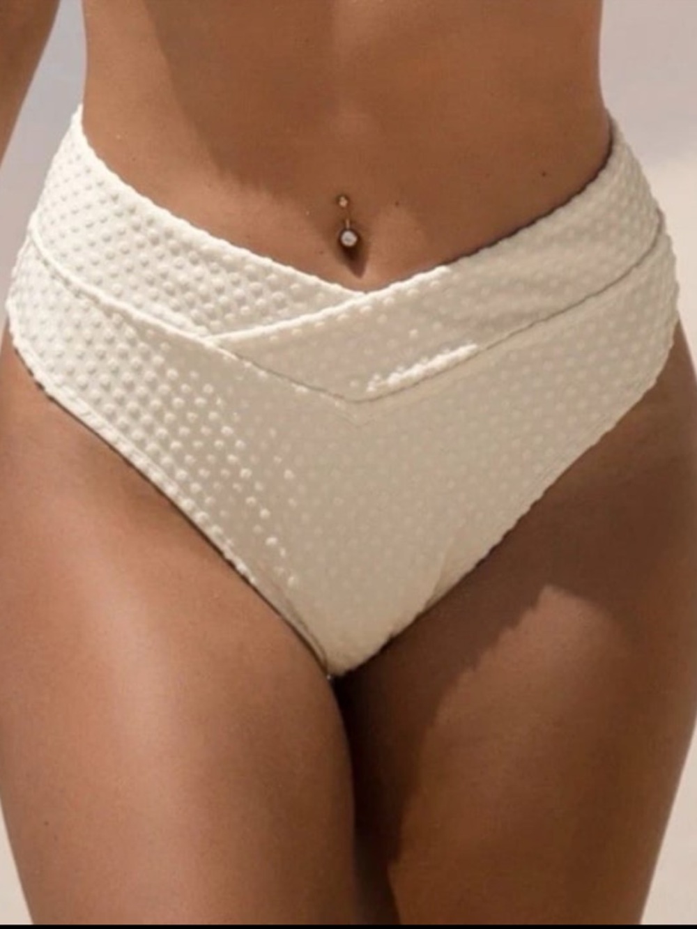 Cupshe Dot Texture V Front High Rise Bikini Bottoms